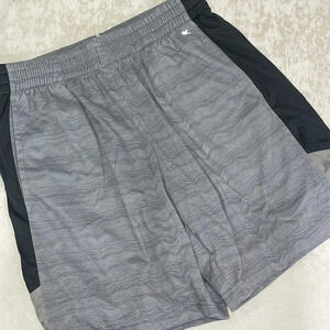 Colosseum active shorts mens large